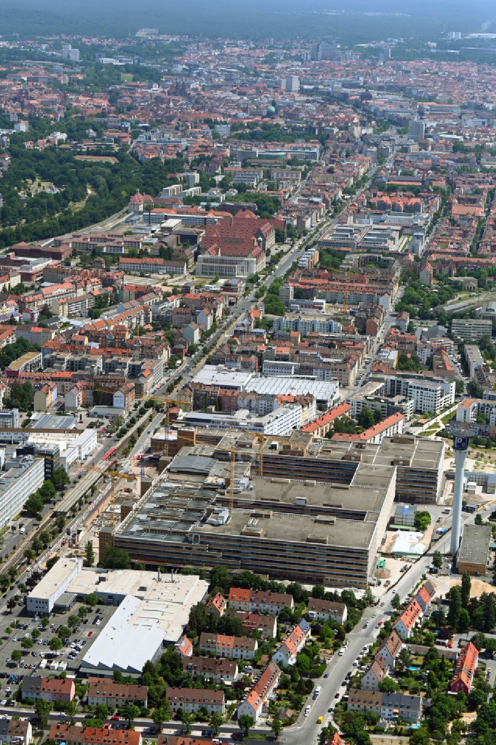 Nürnberg von oben - Umbau eines Büro- und Geschäftshauses The Q Quelle in Nürnberg im Bundesland Bayern, Deutschland