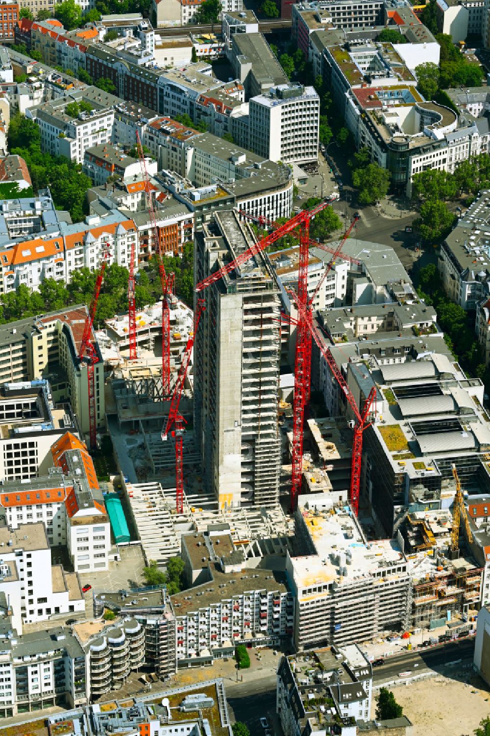 Luftbild Berlin - Umbau eines Büro- und Geschäftshauseskomplexes Fürst im Ortsteil Charlottenburg in Berlin, Deutschland