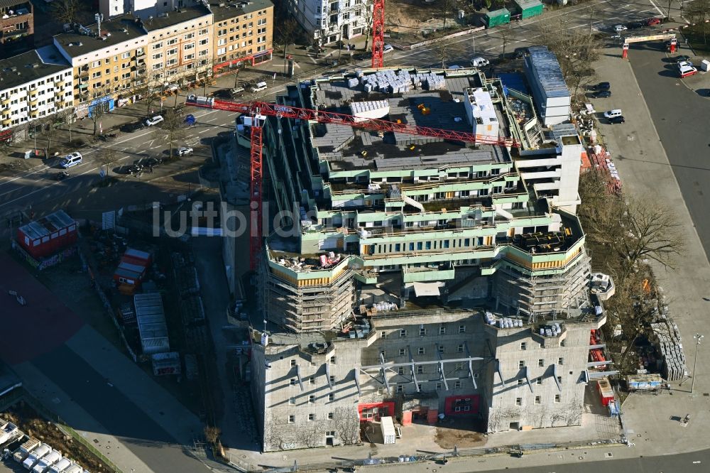 Hamburg von oben - Umbau des Bunker- Gebäudekomplex Medienbunker im Ortsteil Sankt Pauli in Hamburg, Deutschland