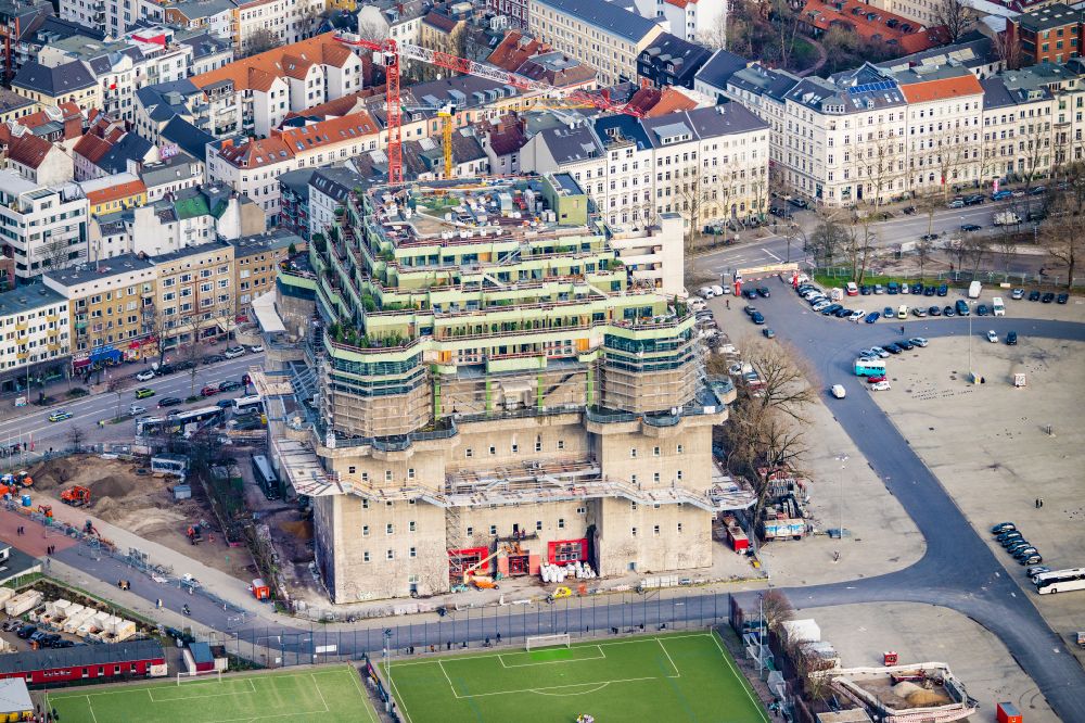 Luftbild Hamburg - Umbau des Bunker- Gebäudekomplex Medienbunker im Ortsteil Sankt Pauli in Hamburg, Deutschland