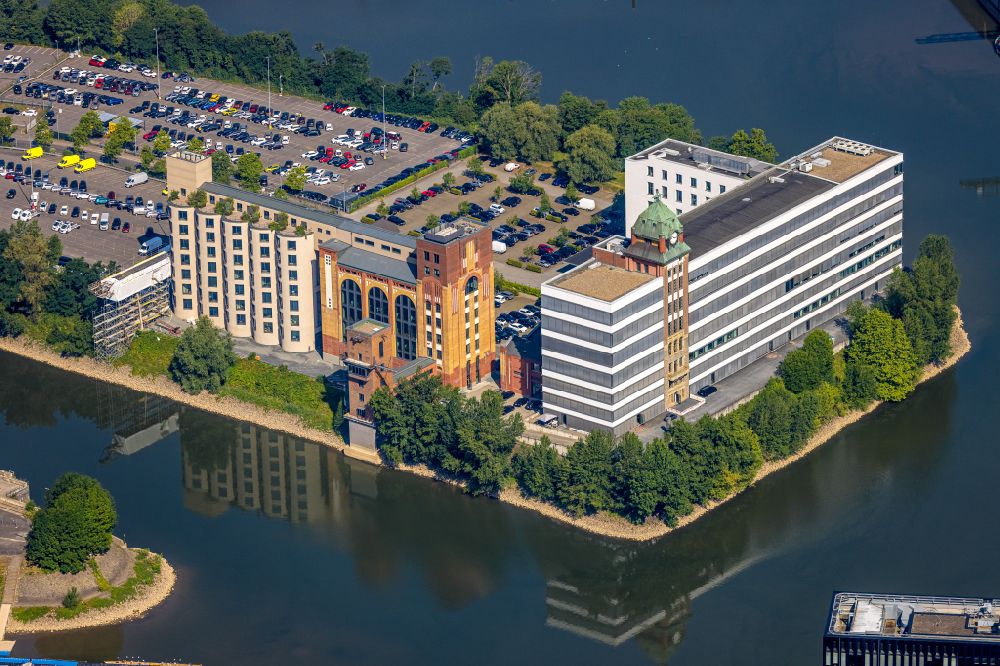 Düsseldorf von oben - Umbau der ehemaligen Plange Mühle zum Medienhafen in Düsseldorf im Bundesland Nordrhein-Westfalen, Deutschland