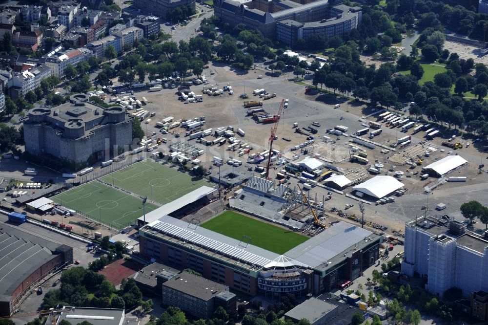 Luftaufnahme Hamburg - Umbau und Erweiterungs- Baustelle am Millerntor-Stadion / St. Pauli Stadion in Hamburg