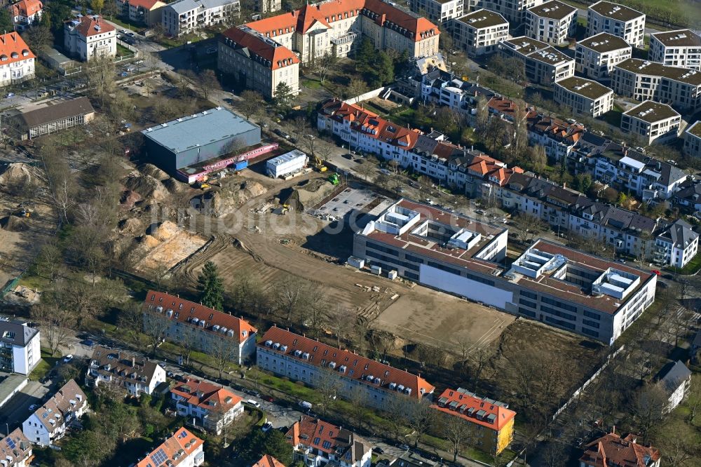 Hannover von oben - Umbau und Modernisierung des Schulgebäudes Gymnasium Sophienschule in Hannover im Bundesland Niedersachsen, Deutschland