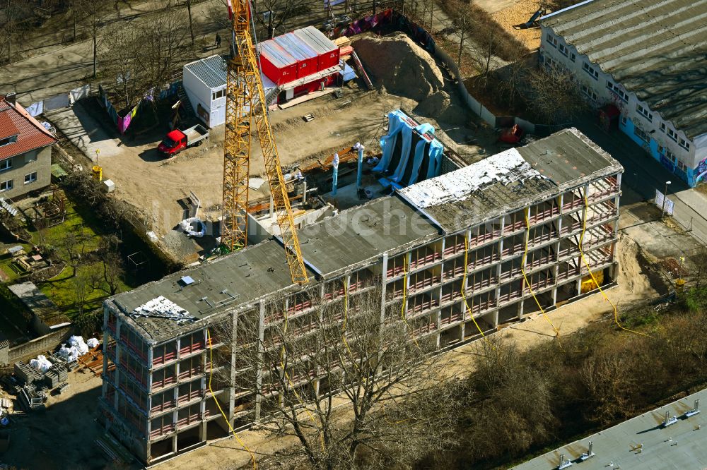 Luftaufnahme Berlin - Umbau und Modernisierung des Schulgebäudes ELISABETH-CHRISTINEN-GRUNDSCHULE in Berlin, Deutschland