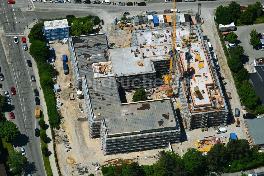 Luftaufnahme München - Umbau und Modernisierung des Schulgebäudes Otto-Steiner-Schule in München im Bundesland Bayern, Deutschland