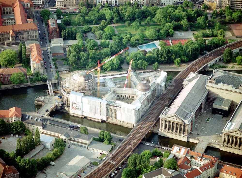 Berlin - Mitte von oben - Umbau und Rekonstruktion der Berliner Museumsinsel in Berlin - Mitte.