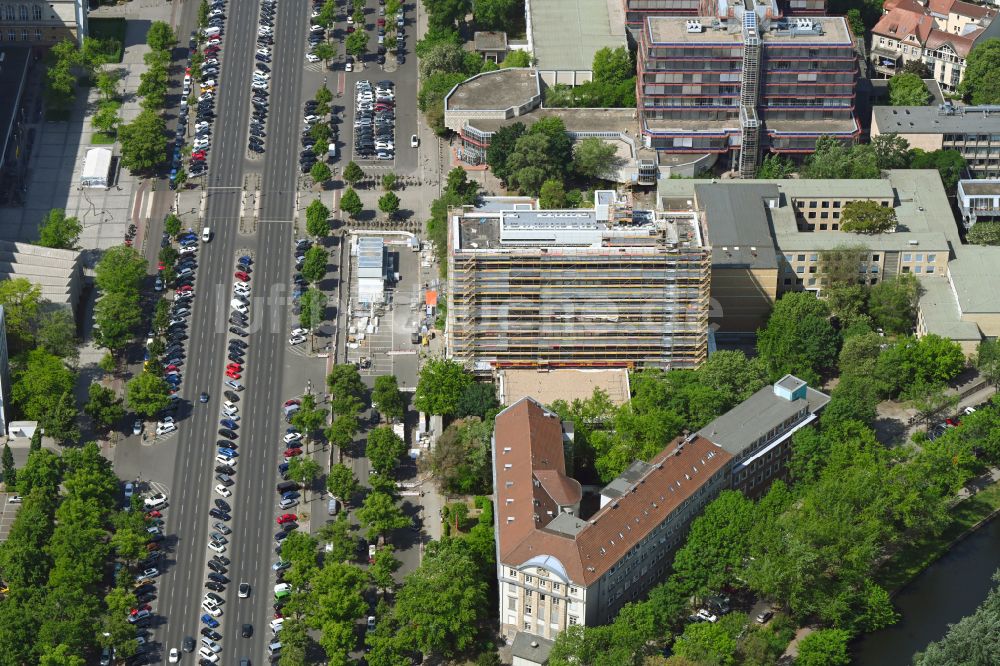 Berlin von oben - Umbau und Sanierung des Gebäude der TU Berlin - Technische Chemie in Berlin, Deutschland