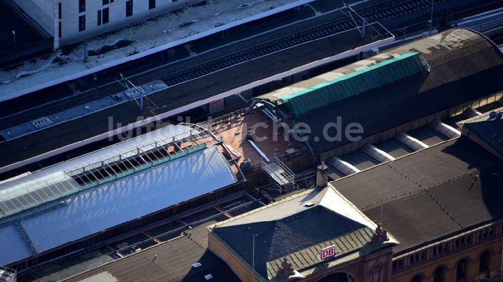 Bonn von oben - Umbau und Sanierung des Hauptbahnhof der Deutschen Bahn in Bonn im Bundesland Nordrhein-Westfalen, Deutschland