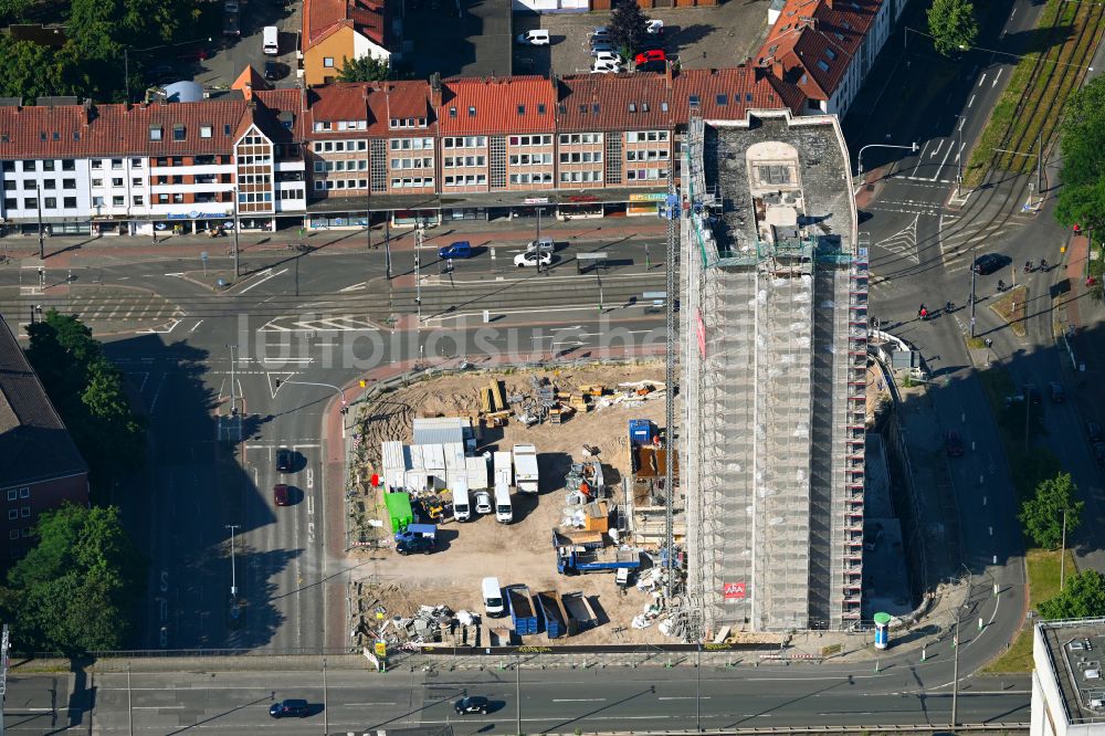 Bremen von oben - Umbau und Sanierung des Hochhaus- Gebäude Ehemaliges Bundeswehrhochhaus in Bremen, Deutschland