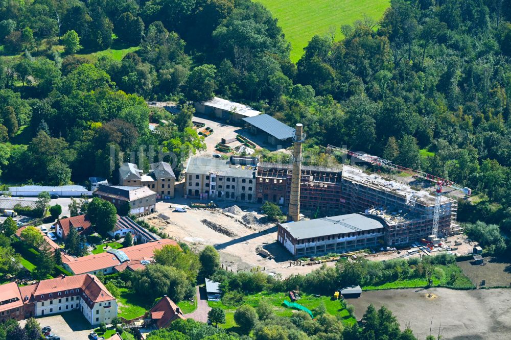 Luftbild Schkeuditz - Umbau und Sanierung des Werksgelände der alten Papierfabrik in Wohngebäude in Schkeuditz im Bundesland Sachsen, Deutschland