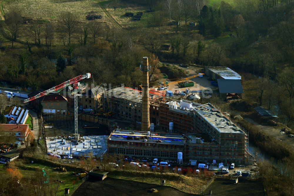 Luftbild Schkeuditz - Umbau und Sanierung des Werksgelände der alten Papierfabrik in Wohngebäude in Schkeuditz im Bundesland Sachsen, Deutschland