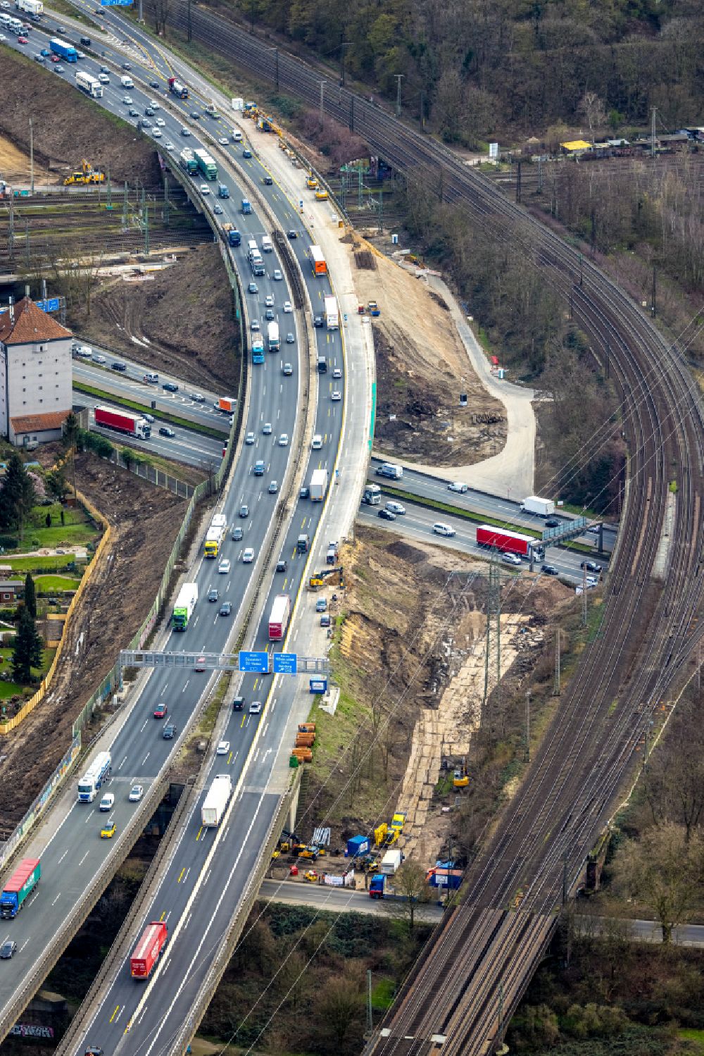 Duisburg von oben - Umbau uns Sanierung Autobahnkreuz Kaiserberg in Duisburg im Bundesland Nordrhein-Westfalen