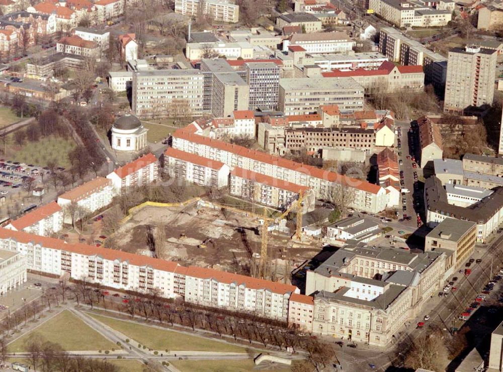 Luftaufnahme Potsdam - Umbau des Wohngebietes am Hauptpostamt am Platz der Einheit im Bereich der Charlottenstraße / Am Kanal