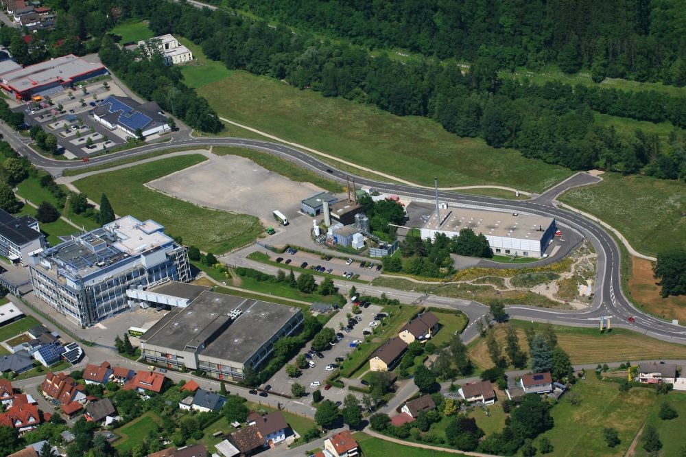 Luftaufnahme Wehr - Umgehungsstrasse um das Firmengelände der Novartis Pharma Produktions GmbH in Wehr im Bundesland Baden-Württemberg, Deutschland