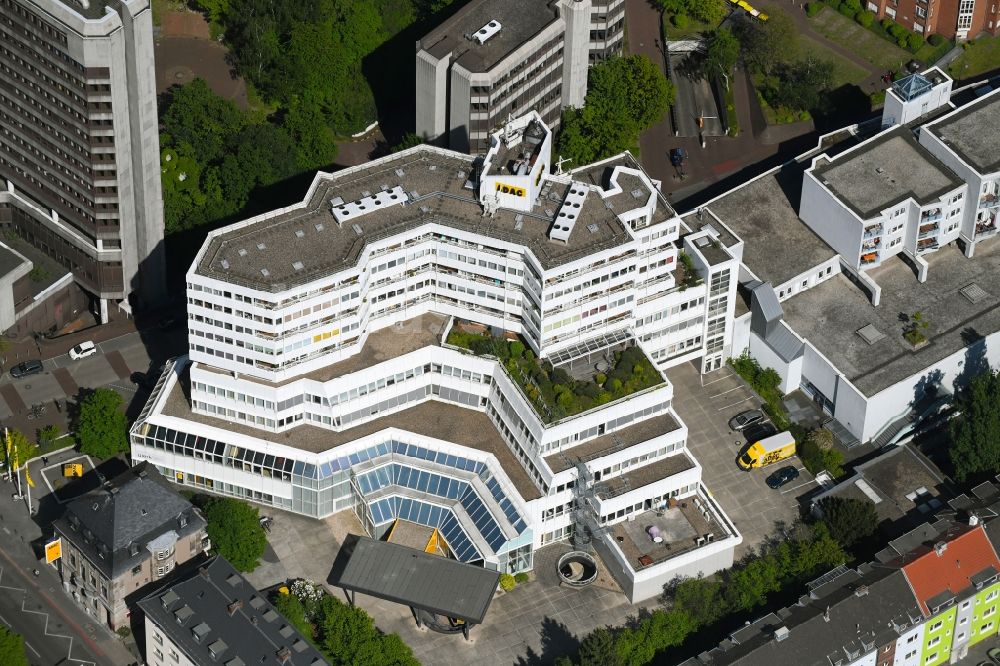 Köln aus der Vogelperspektive: Unternehmen- Verwaltungsgebäude des ADAC Nordrhein e.V. in Köln im Bundesland Nordrhein-Westfalen, Deutschland