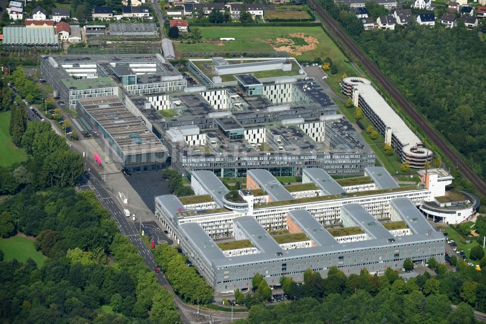 Luftaufnahme Bonn - Unternehmen- Verwaltungsgebäude Deutsche Telekom am Landgrabenweg im Ortsteil Beuel in Bonn im Bundesland Nordrhein-Westfalen, Deutschland
