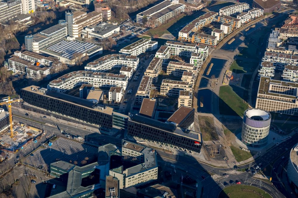 Luftaufnahme Essen - Unternehmen- Verwaltungsgebäude der Funke Mediengruppe in Essen im Bundesland Nordrhein-Westfalen, Deutschland