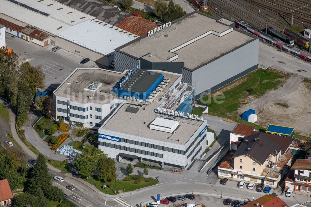 Luftaufnahme Kufstein - Unternehmen- Verwaltungsgebäude LKW WALTER Internationale Transportorganisation AG in Kufstein in Tirol, Österreich