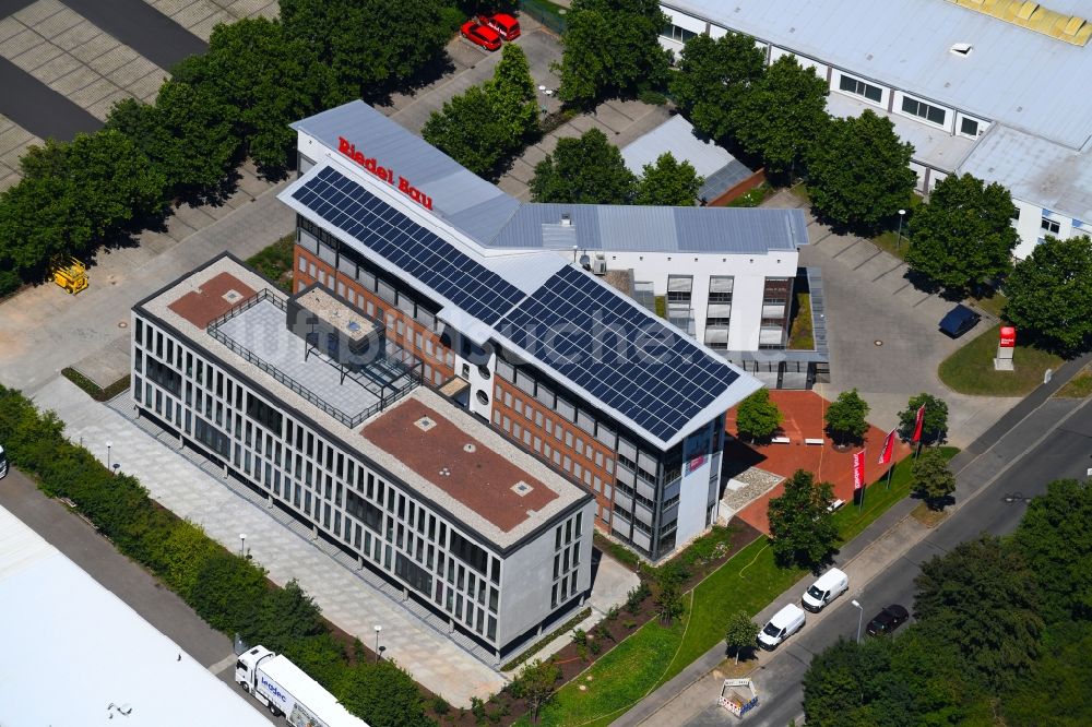 Luftbild Schweinfurt - Unternehmen- Verwaltungsgebäude Riedel Bau GmbH & Co. KG an der Silbersteinstraße in Schweinfurt im Bundesland Bayern, Deutschland