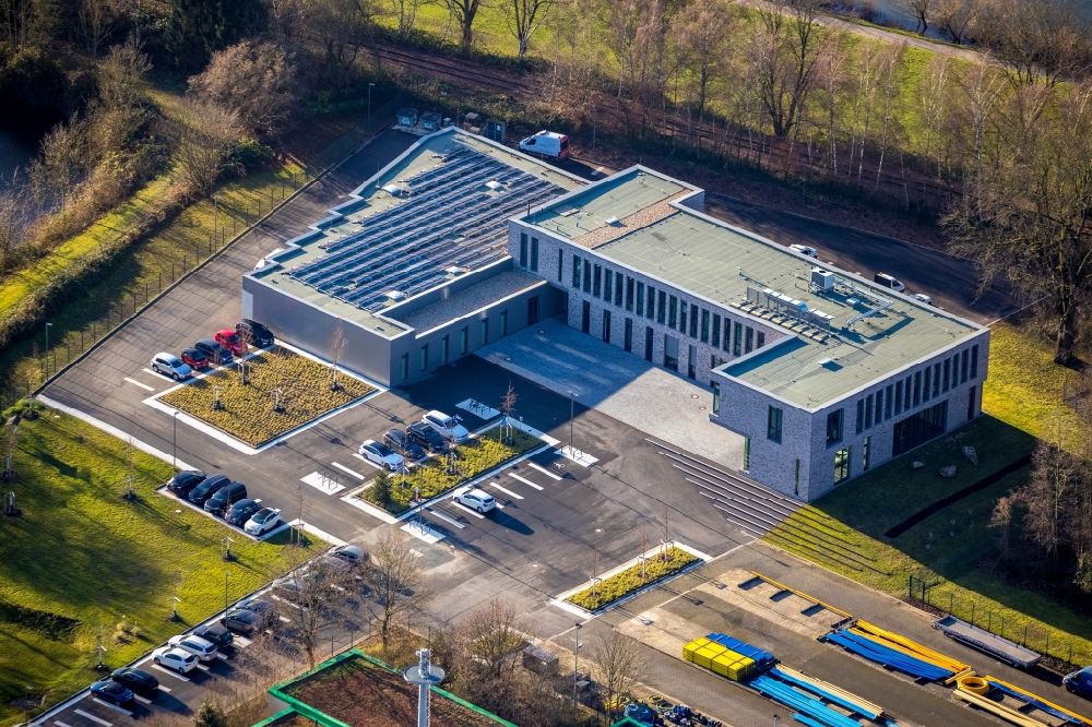 Luftbild Hattingen - Unternehmen- Verwaltungsgebäude der Stadtwerke Hattingen GmbH in Hattingen im Bundesland Nordrhein-Westfalen, Deutschland