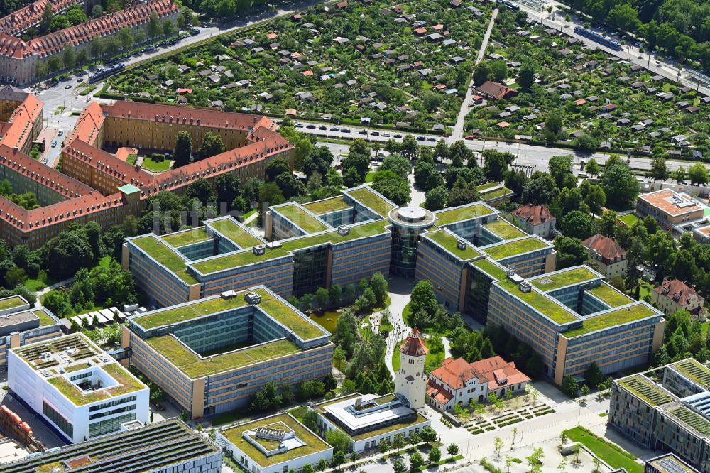 München aus der Vogelperspektive: Unternehmen- Verwaltungsgebäude Stadtwerke München GmbH in München im Bundesland Bayern, Deutschland