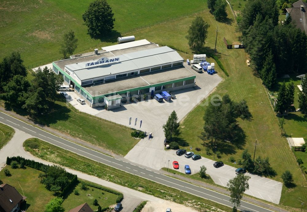 Luftaufnahme Tallach - Unternehmen- Verwaltungsgebäude Tarmann Chemie GesmbH in Tallach in Kärnten, Österreich
