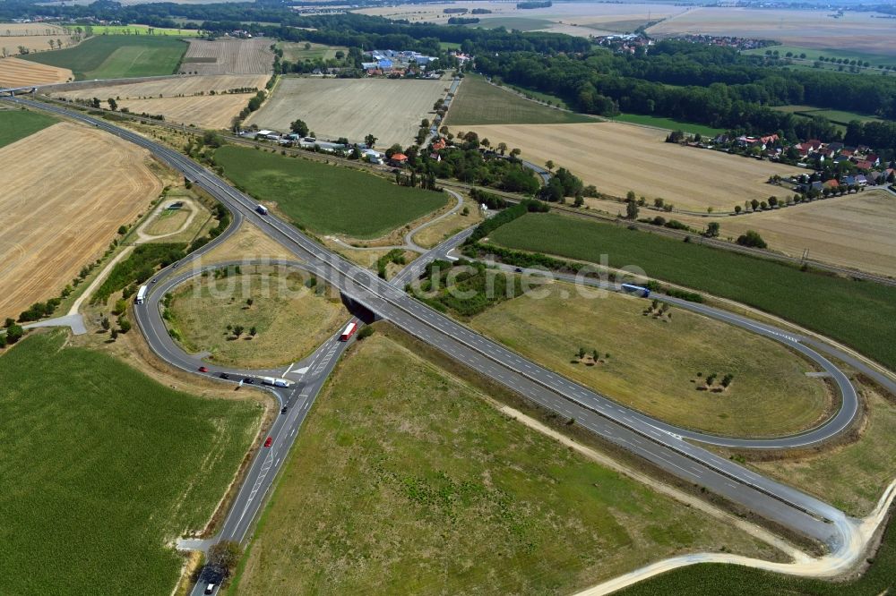Luftaufnahme Seerhausen - Unvollendete Autobahnabfahrt der BAB A6 zur B196 in Seerhausen im Bundesland Sachsen, Deutschland