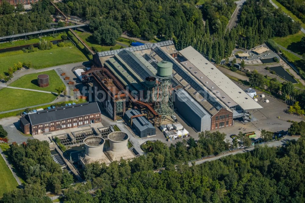 Luftaufnahme Bochum - Veranstaltungshalle der Jahrhunderthalle Bochum in Bochum im Bundesland Nordrhein-Westfalen