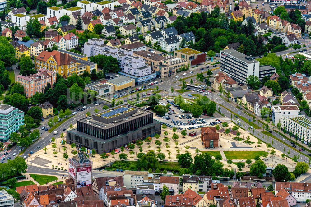 Reutlingen von oben - Veranstaltungshalle Stadthalle und Bürger Parkgelände in Reutlingen im Bundesland Baden-Württemberg, Deutschland