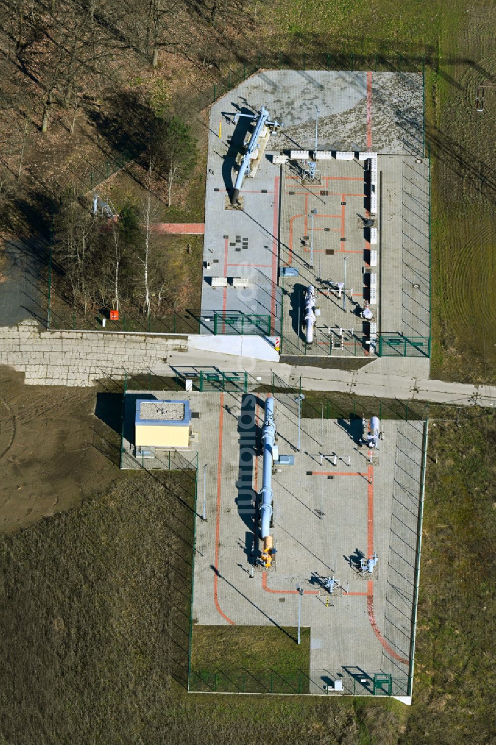 Luftaufnahme Börnicke - Verdichterstadion und Pumpwerk für Erdgas des Unternehmens ONTRAS in Börnicke im Bundesland Brandenburg, Deutschland