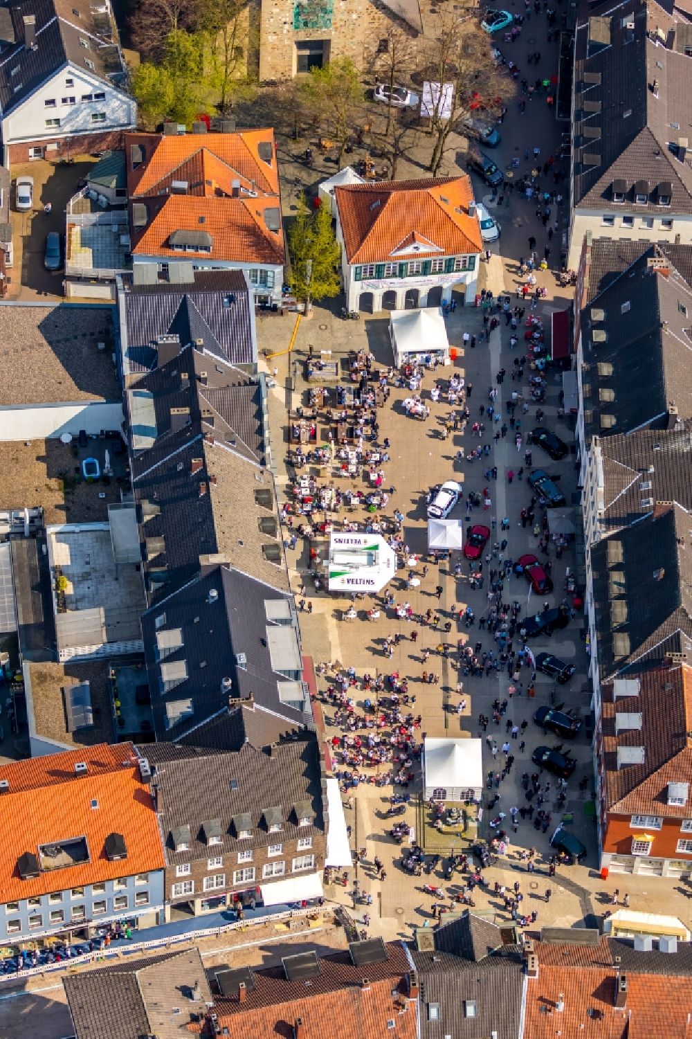 Luftbild Dorsten - Verkaufs- und Imbißstände und Handelsbuden auf dem Markt in Dorsten im Bundesland Nordrhein-Westfalen, Deutschland