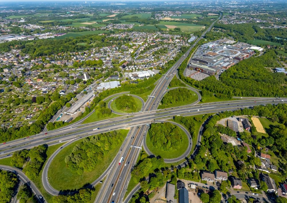 Luftbild Bochum - Verkehrsführung am Autobahnkreuz der BAB A40 - A43 in Bochum im Bundesland Nordrhein-Westfalen