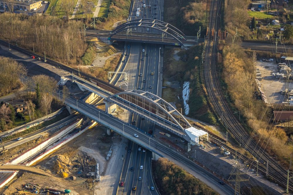 Luftaufnahme Herne - Verkehrsführung am Autobahnkreuz der BAB A42 A43 Kreuz Herne in Herne im Bundesland Nordrhein-Westfalen, Deutschland