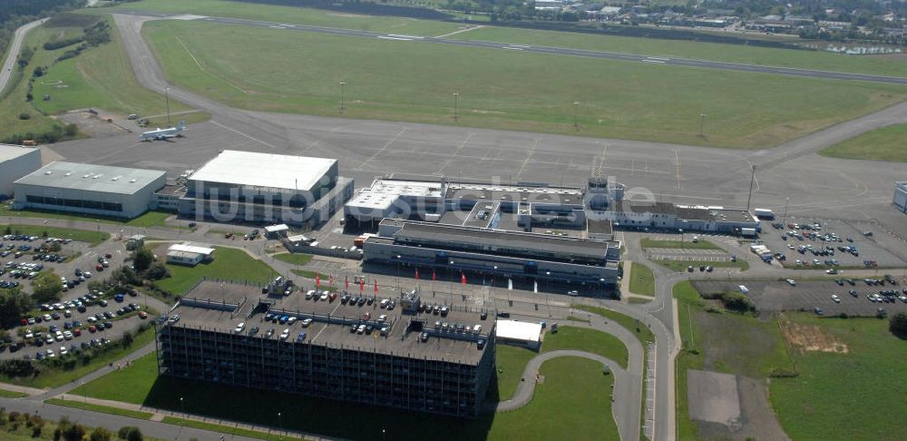 Luftbild Saarbrücken - Verkehrsflughafen Saarbrücken