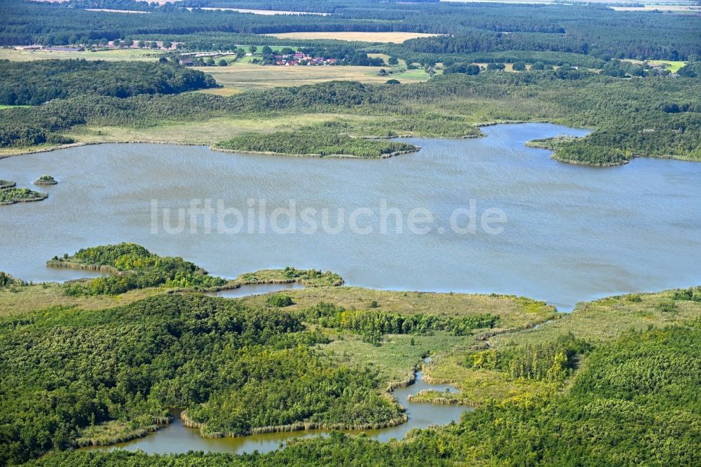 Luftaufnahme Mönchshof - Verlandung und Austrocknung des See Mönchsee in Mönchshof im Bundesland Mecklenburg-Vorpommern, Deutschland