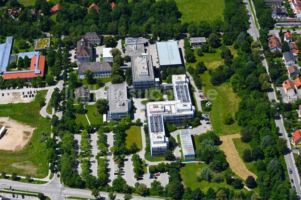 Luftbild Oberschleißheim - Verwaltungsgebäude Bayerisches Landesamtf. Gesundheit u. Lebensmittelsicherheit LGL in Oberschleißheim im Bundesland Bayern, Deutschland