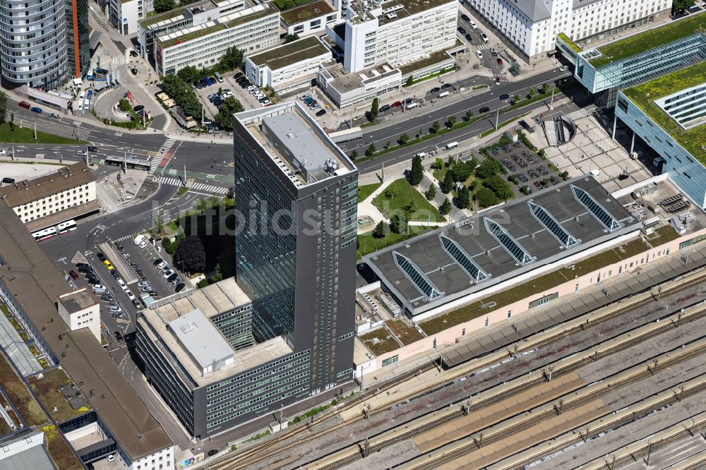 Luftaufnahme Linz - Verwaltungsgebäude Finanzamt Österreich-Dienststelle Linz in Linz in Oberösterreich, Österreich