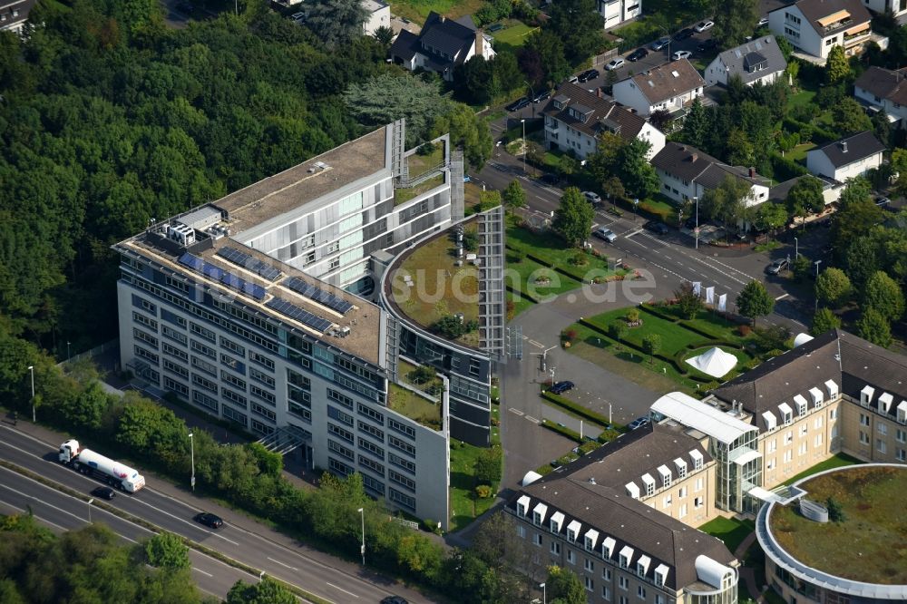 Luftaufnahme Bonn - Verwaltungsgebäude des Finanzdienstleistungs- Unternehmens KfW im Ortsteil Bad Godesberg in Bonn im Bundesland Nordrhein-Westfalen, Deutschland