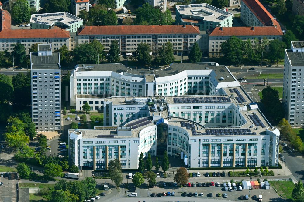 Luftbild Dresden - Verwaltungsgebäude des Finanzdienstleistungs- Unternehmens Sächsische Aufbaubank in Dresden im Bundesland Sachsen, Deutschland