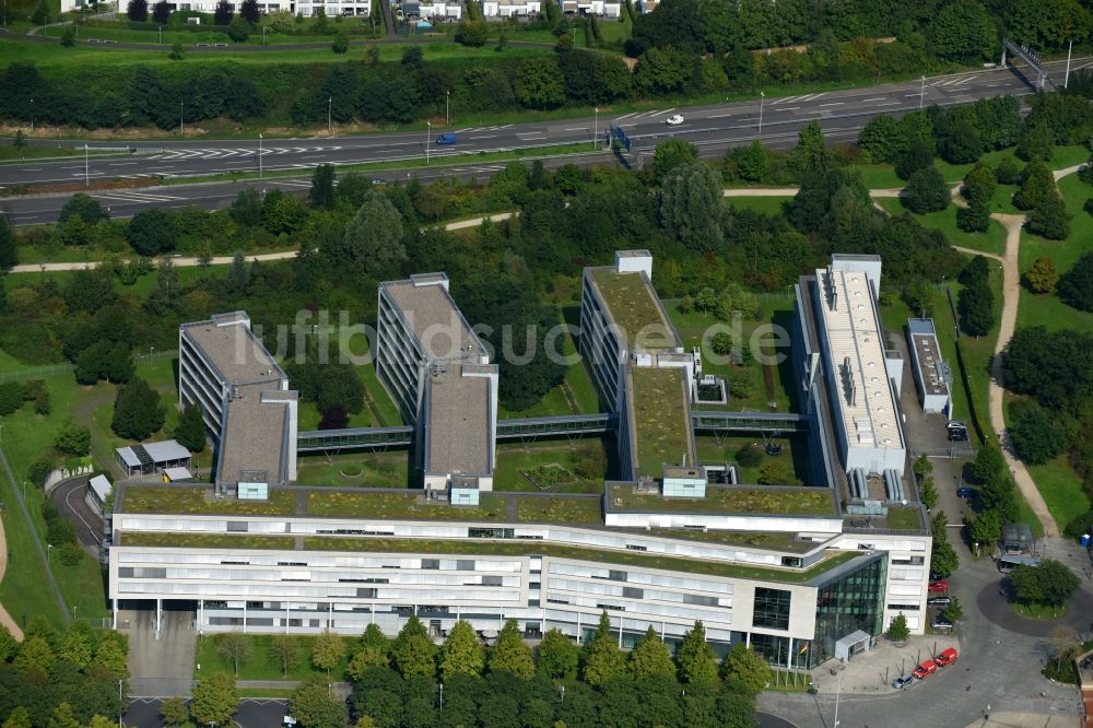 Bonn von oben - Verwaltungsgebäude der staatlichen Behörde Bundesinstitut für Arzneimittel und Medizinprodukte im Ortsteil Bad Godesberg in Bonn im Bundesland Nordrhein-Westfalen, Deutschland