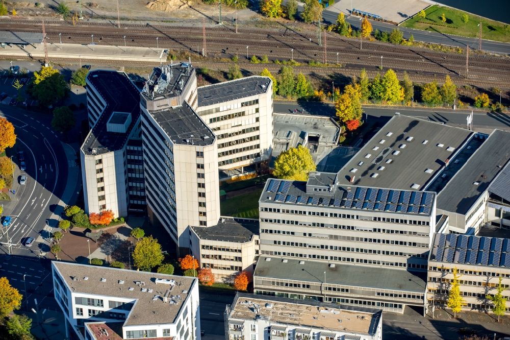Siegen von oben - Verwaltungsgebäude der staatlichen Behörde Finanzamtes Weidenau in Siegen im Bundesland Nordrhein-Westfalen