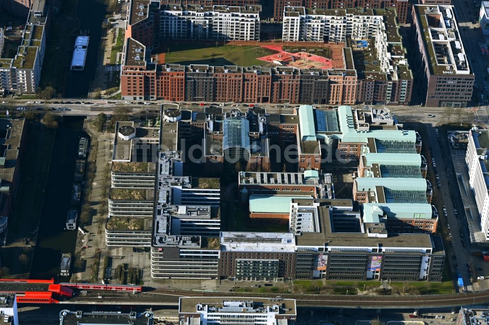 Luftaufnahme Hamburg - Verwaltungsgebäude des Versicherungs- Unternehmens DAK-Gesundheit in Hamburg, Deutschland