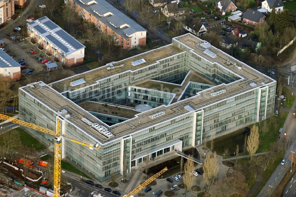 Luftaufnahme Hamburg - Verwaltungsgebäude des Versicherungs- Unternehmens Deutsche Rentenversicherung Nord in Hamburg, Deutschland