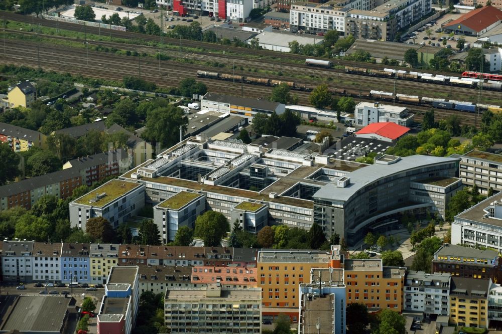 Köln von oben - Verwaltungsgebäude des Versicherungs- Unternehmens Gothaer Systems GmbH in Köln im Bundesland Nordrhein-Westfalen, Deutschland