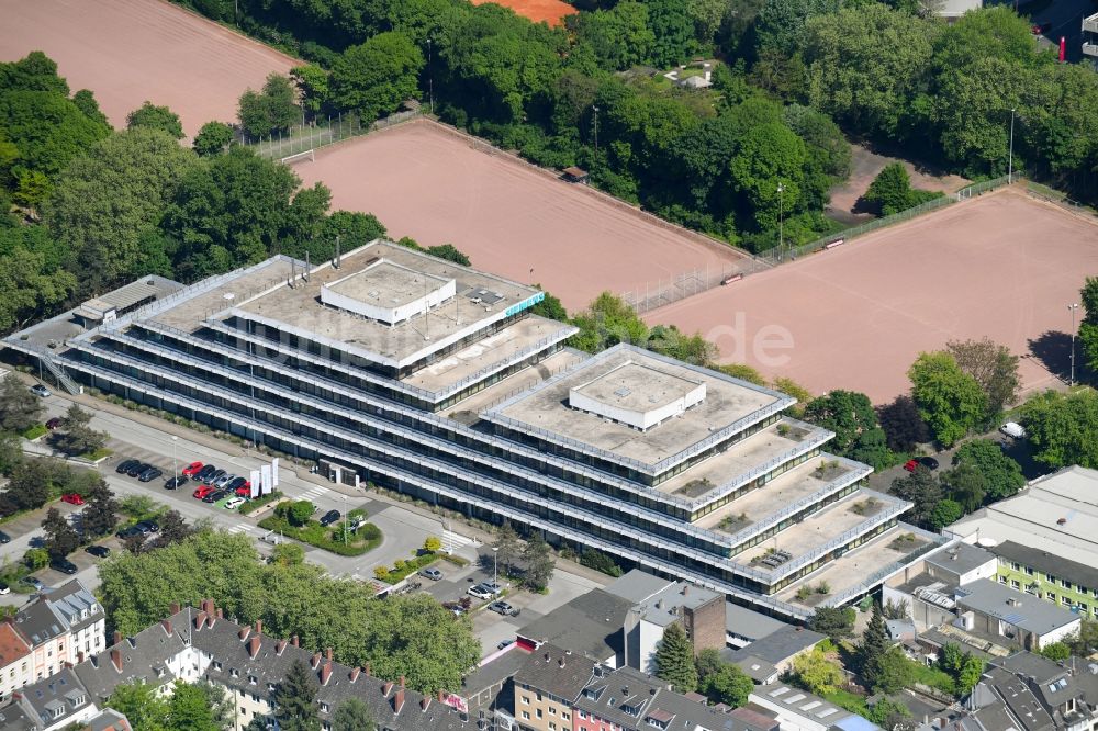 Luftbild Köln - Verwaltungsgebäude des Versicherungs- Unternehmens der Siemens AG im Ortsteil Ehrenfeld in Köln im Bundesland Nordrhein-Westfalen, Deutschland