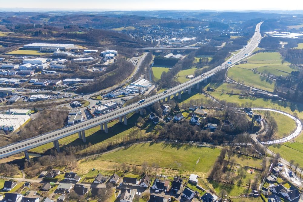 Luftaufnahme Saßmicke - Viadukt Autobahnbrücke der BAB A45 - Talbrücke Saßmicke der Sauerlandlinie in Saßmicke im Bundesland Nordrhein-Westfalen, Deutschland