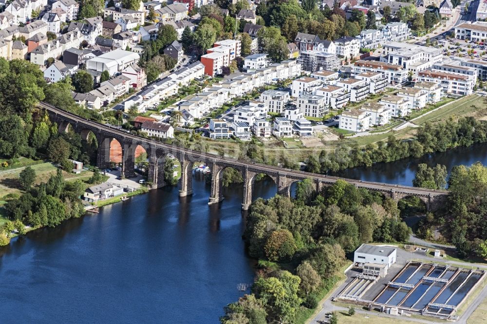 Herdecke aus der Vogelperspektive: Viadukt des Bahn- Brückenbauwerk in Herdecke im Bundesland Nordrhein-Westfalen, Deutschland