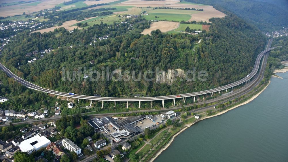 Luftaufnahme Andernach - Viadukt der Schnellstraße und Bundesstraße B9 in Andernach im Bundesland Rheinland-Pfalz, Deutschland