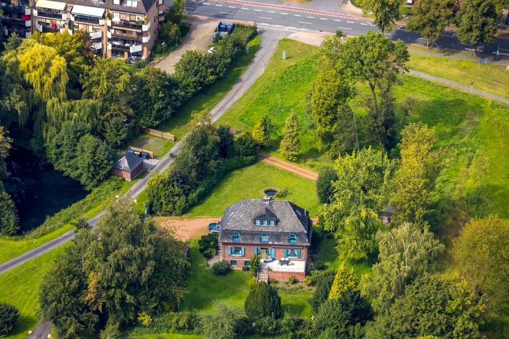 Luftaufnahme Hamm - Villa Einfamilienhaus in Hamm im Bundesland Nordrhein-Westfalen, Deutschland