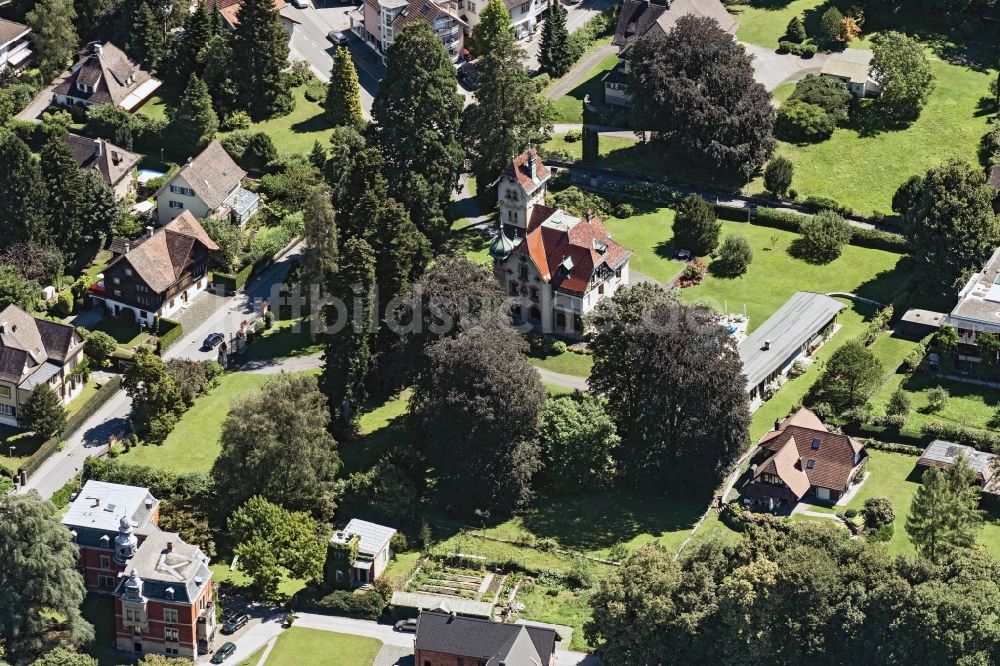 Dornbirn aus der Vogelperspektive: Villa Einfamilienhaus Villa Guntram Hämmerle in Dornbirn in Vorarlberg, Österreich